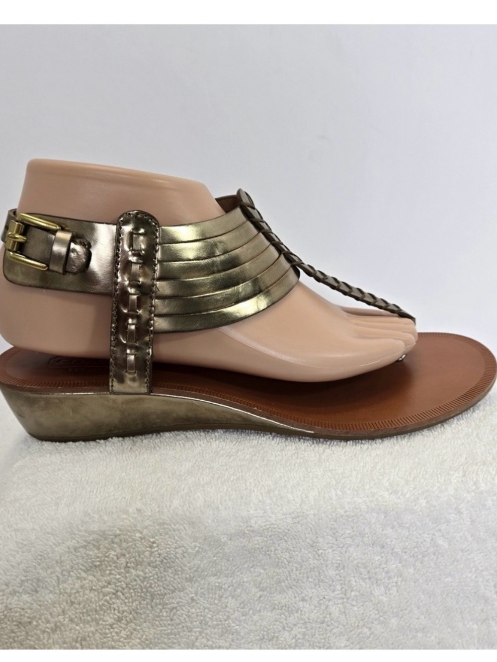 Coach T-Strap Sandals “India” wedge sandals - Picture 4 of 12